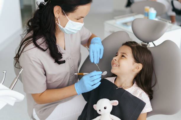 Best Emergency Dental Care  in St Peter, WI